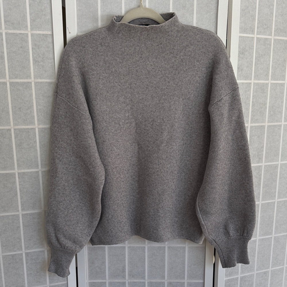 Vici Gray Cowl Neck Sweater With Balloon Sleeves Size Small